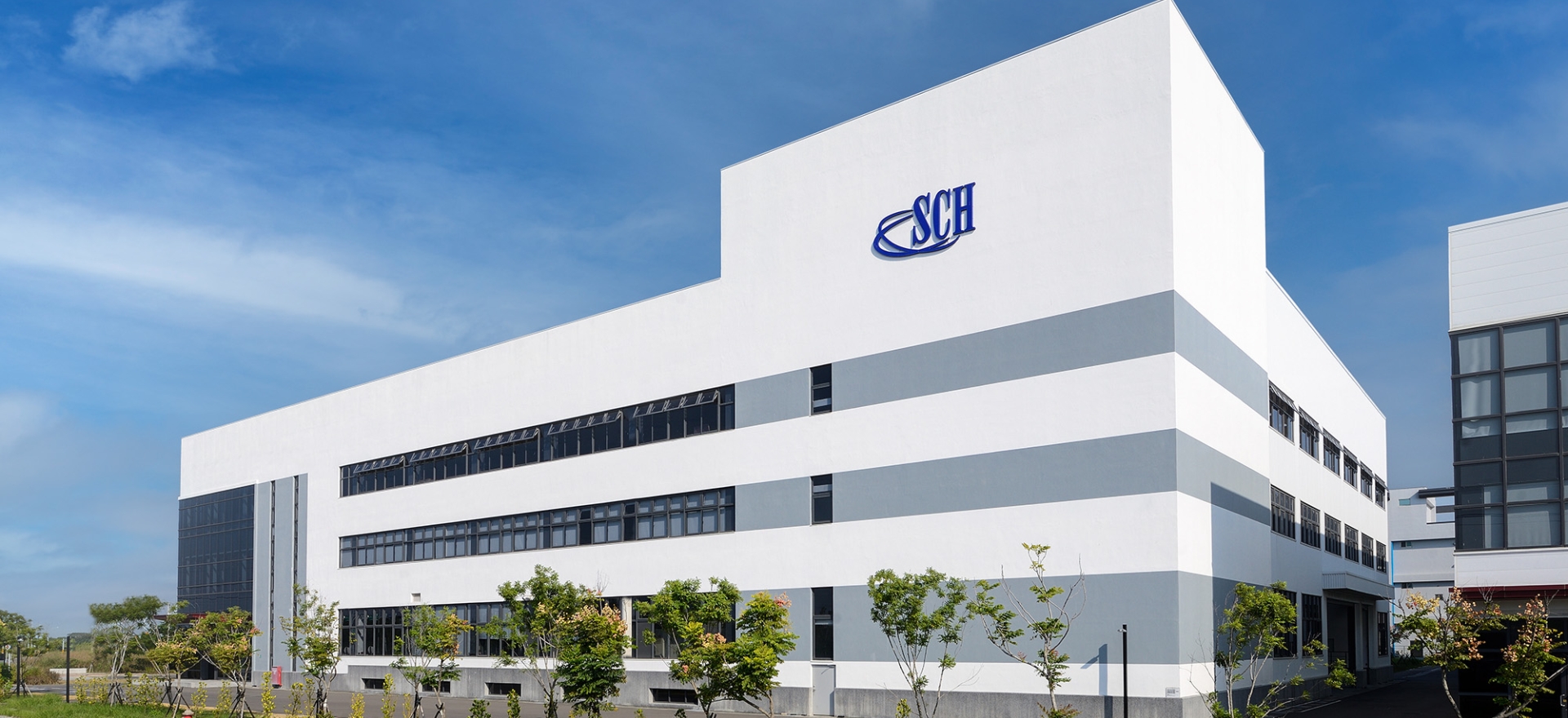 Command the future with advanced technology